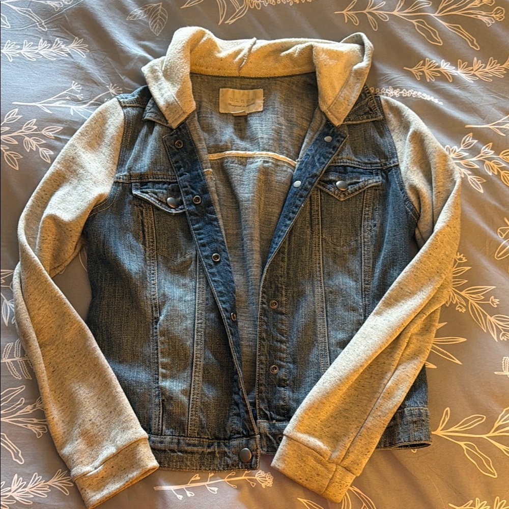 Denim Jacket with Heather Gray Hoodie Sleeves